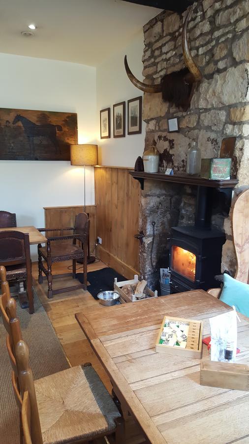 Horse And Groom Moreton-in-Marsh Eksteriør billede